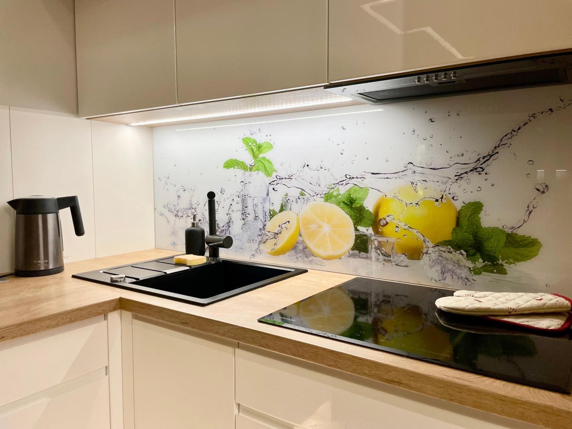Apartment Comfortable Apart, Old Town, Free Underground Parking, Hanging Bed, Wi-fi, Lift, Self Check-in 24h, Stare Miasto, Winda, Nowy Budynek, Garaz 0 Zl