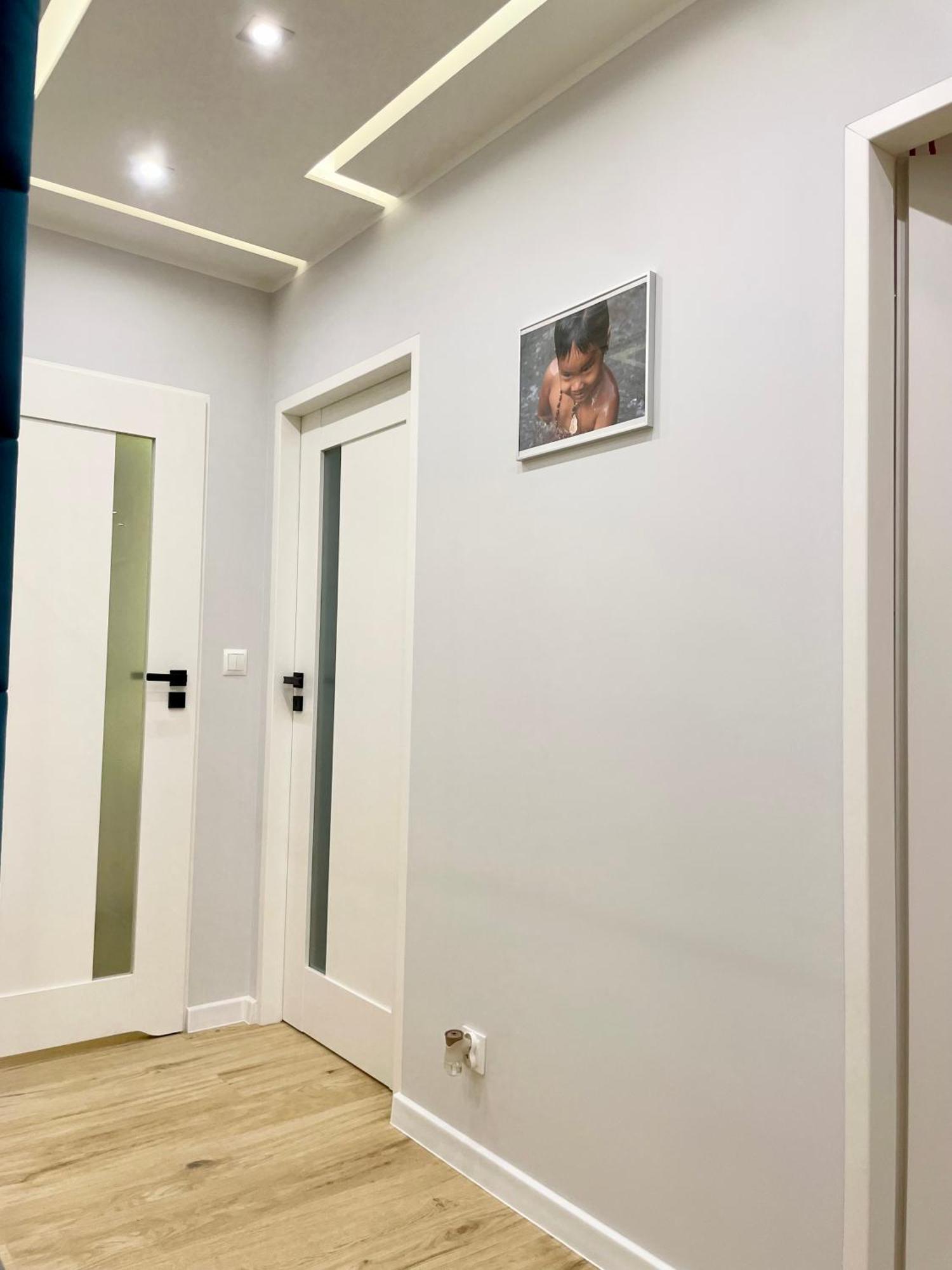 Comfortable Apart, Old Town, Free Underground Parking, Hanging Bed, Wi-fi, Lift, Self Check-in 24h, Stare Miasto, Winda, Nowy Budynek, Garaz 0 Zl