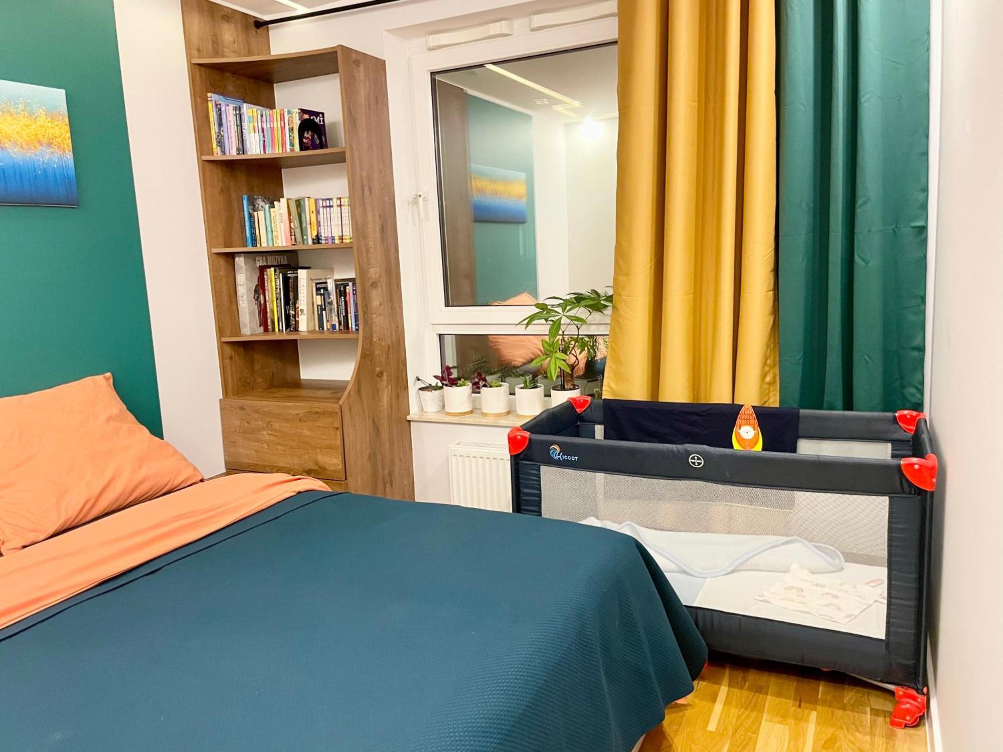 Comfortable Apart, Old Town, Free Underground Parking, Hanging Bed, Wi-fi, Lift, Self Check-in 24h, Stare Miasto, Winda, Nowy Budynek, Garaz 0 Zl